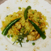 Nasi Goreng angerichtet